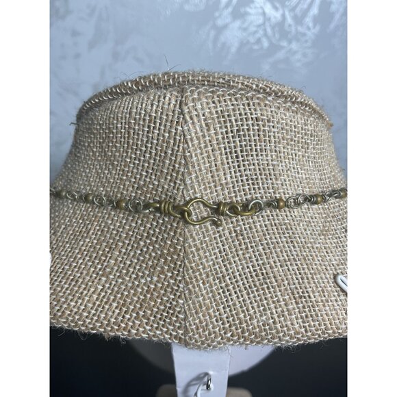 Charming Animal Charm Necklace With Colorful Beads & Antique Brass Chain - Picture 4 of 4